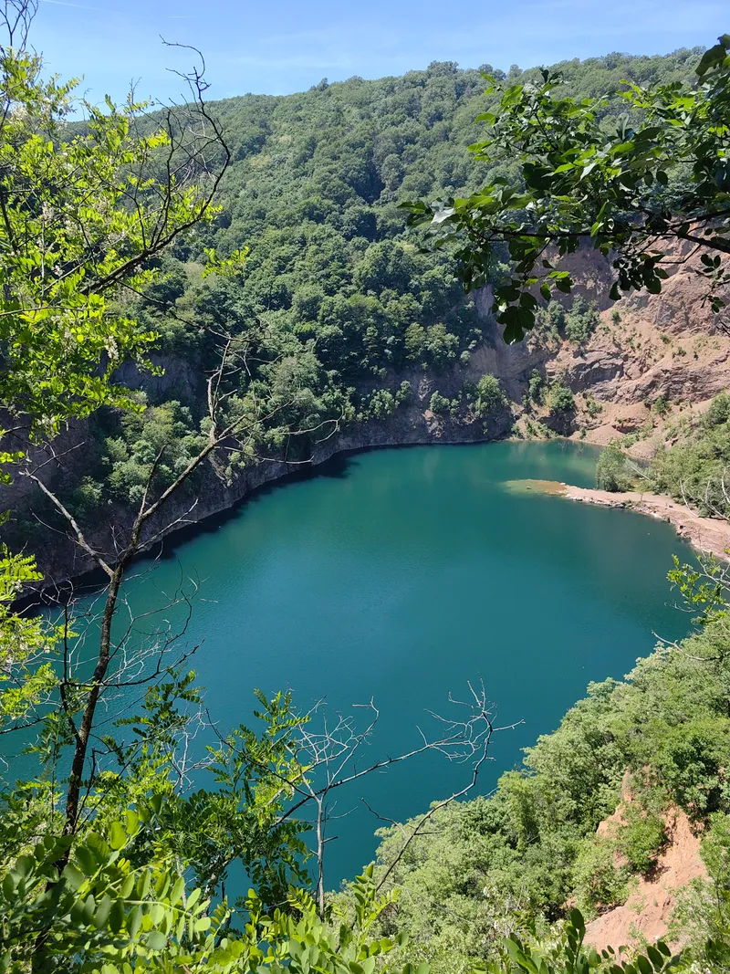 Ledinačko jezero